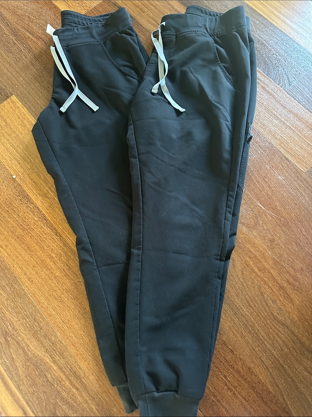 Figs Zamora black jogger scrub pants, Medium, TWO PAIRS